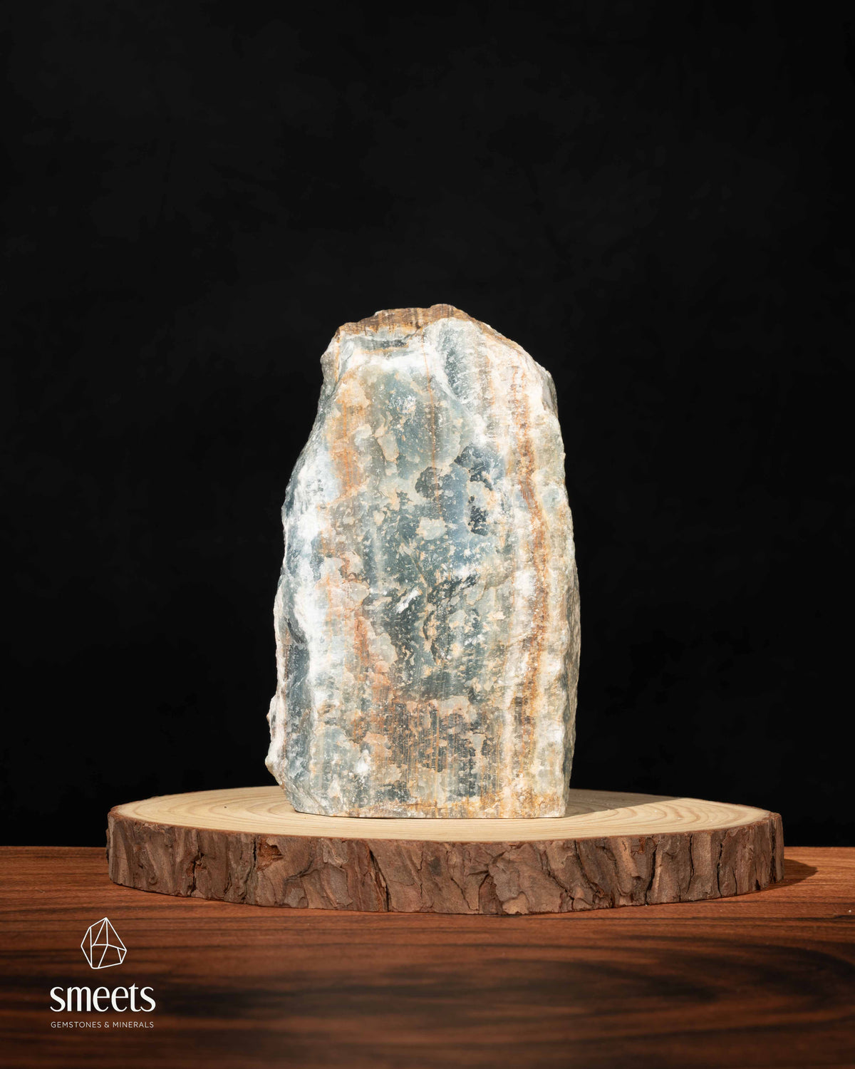 Blue Onyx Freeform from Pakistan – One Face Polished