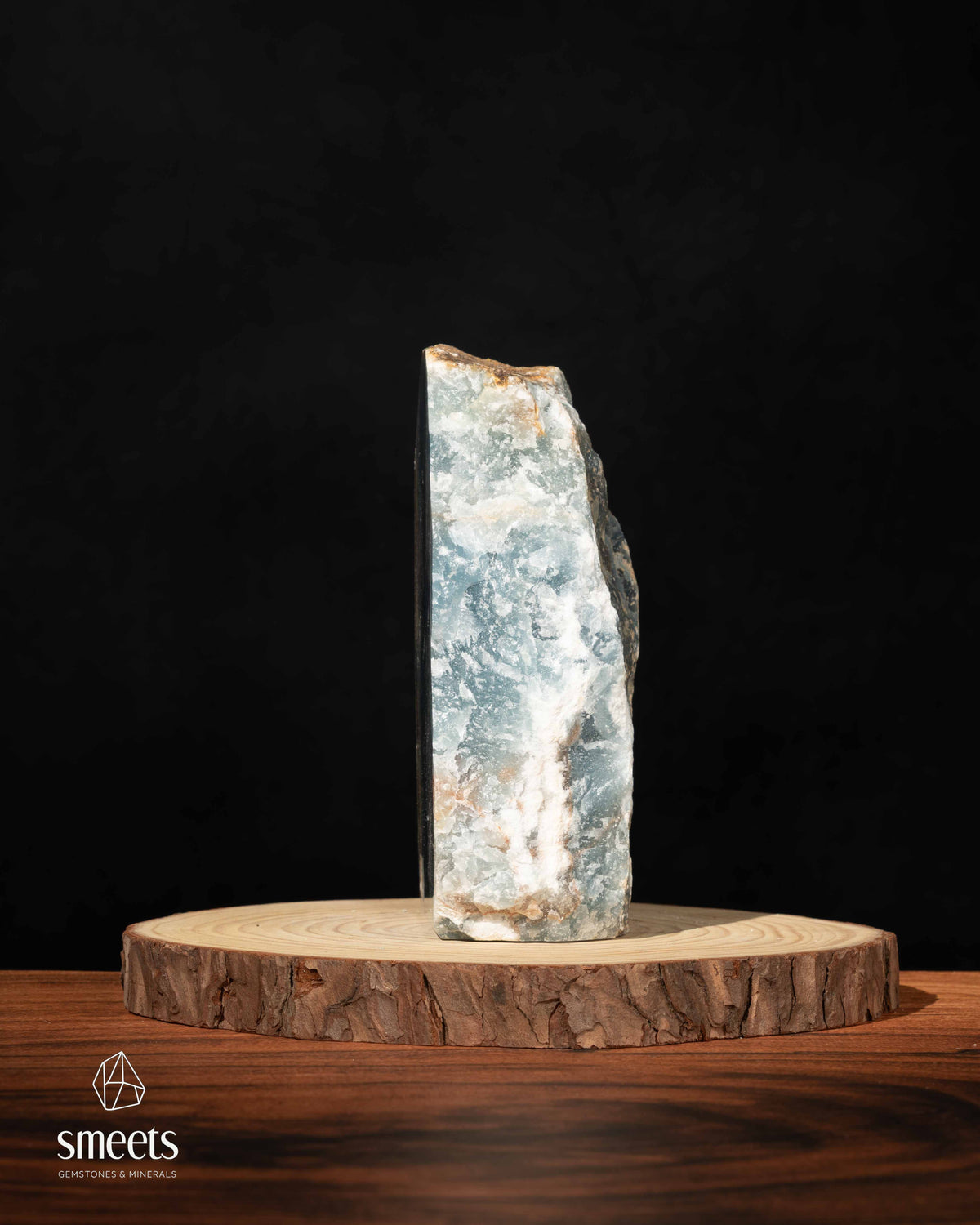 Blue Onyx Freeform from Pakistan – One Face Polished
