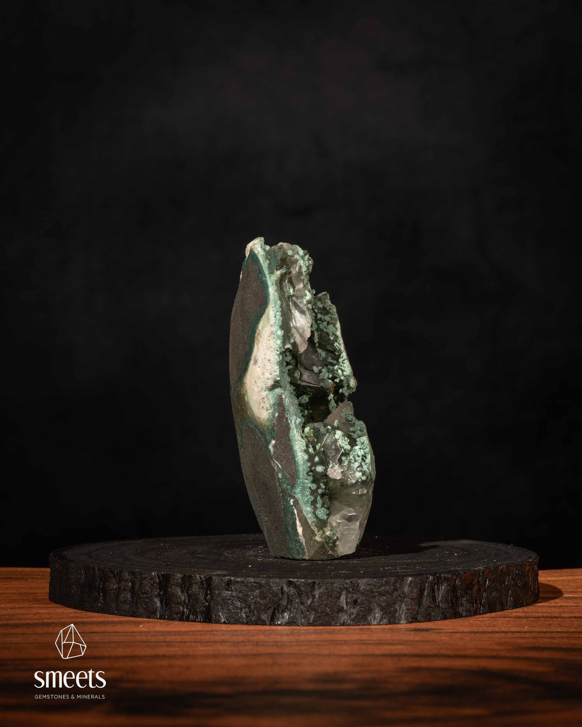 Marshy Green Apophyllite on Heulandite from India