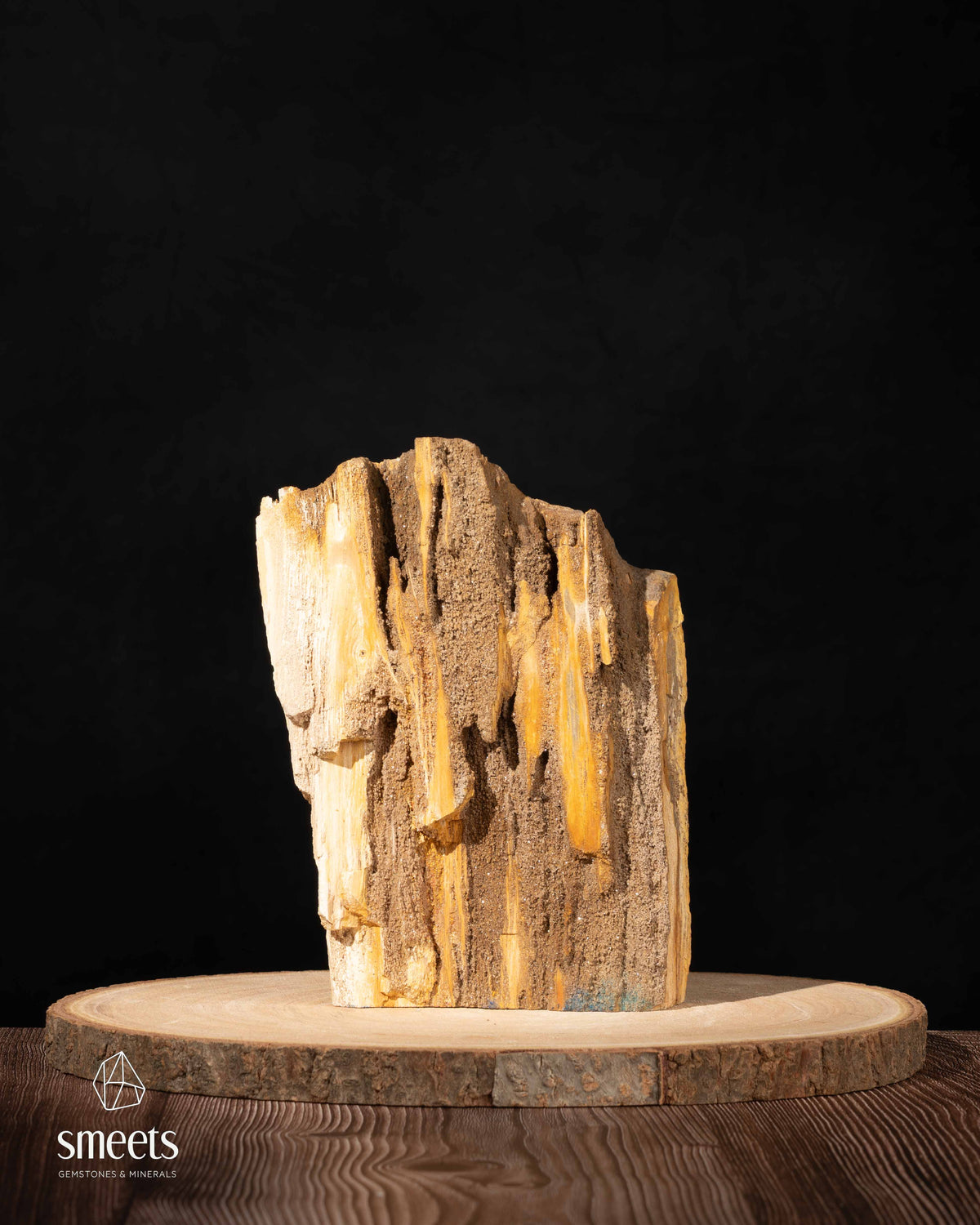 Indonesian Crystal Wood with Golden Tones and Natural Crystallisation