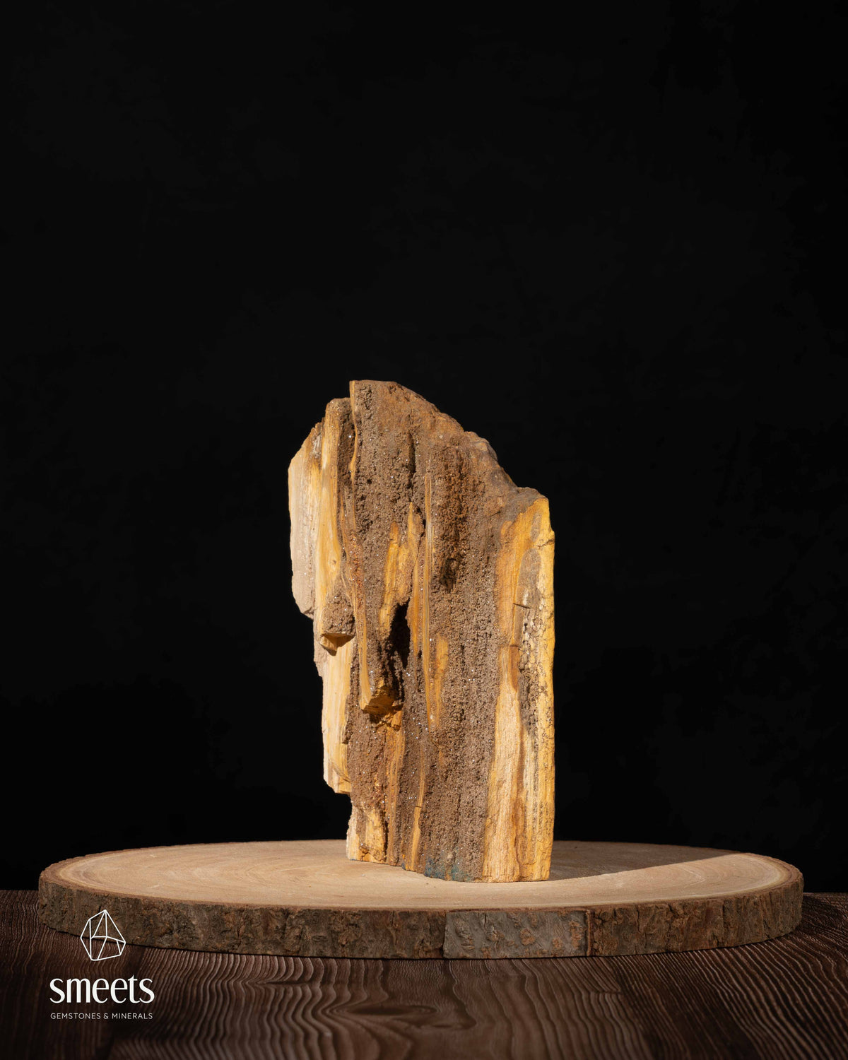 Indonesian Crystal Wood with Golden Tones and Natural Crystallisation