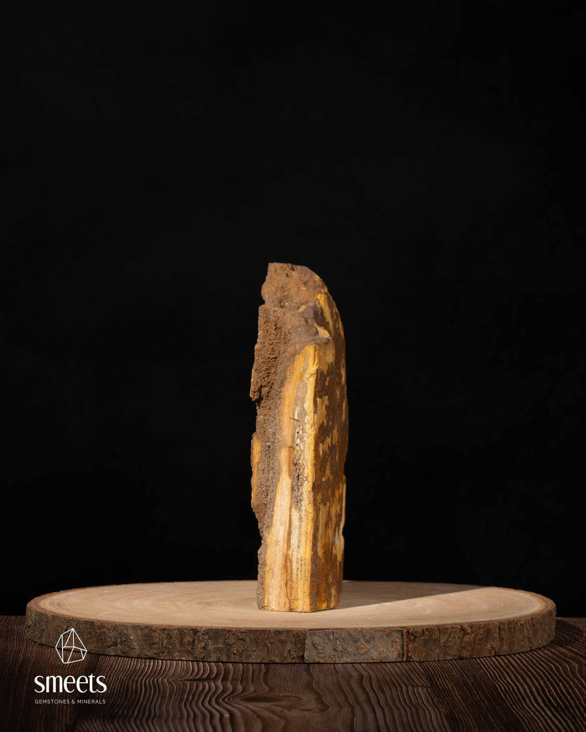 Indonesian Crystal Wood with Golden Tones and Natural Crystallisation