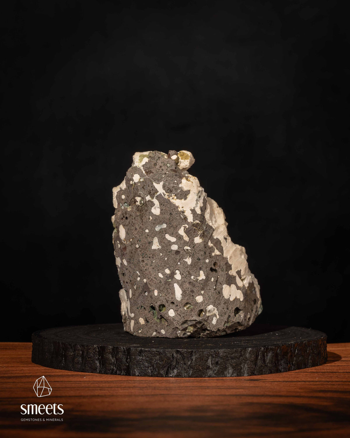 Indian Green Diamond Apophyllite with Cream Stilbite